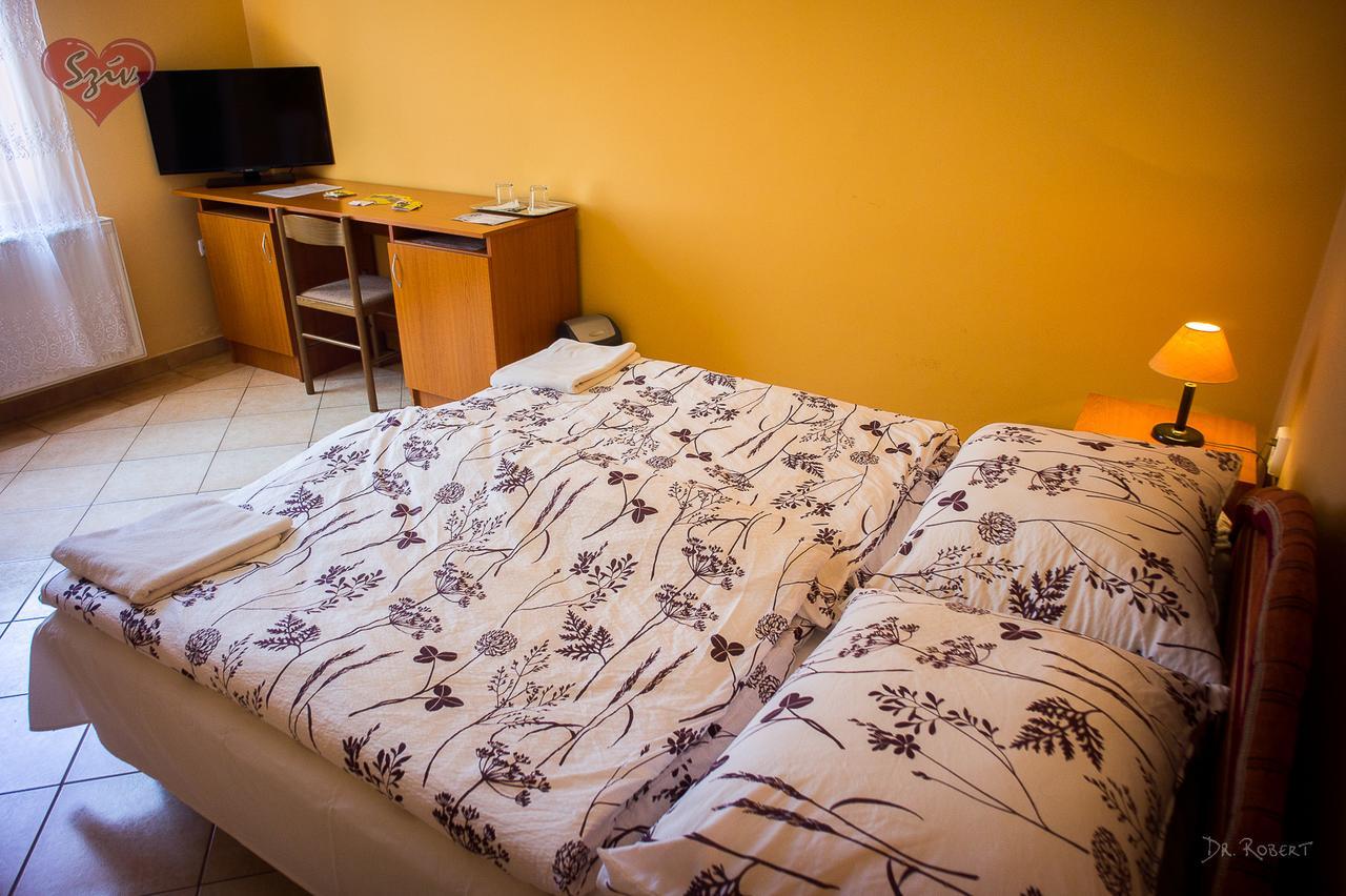 Civis Szallashely Bed & Breakfast Debrecen